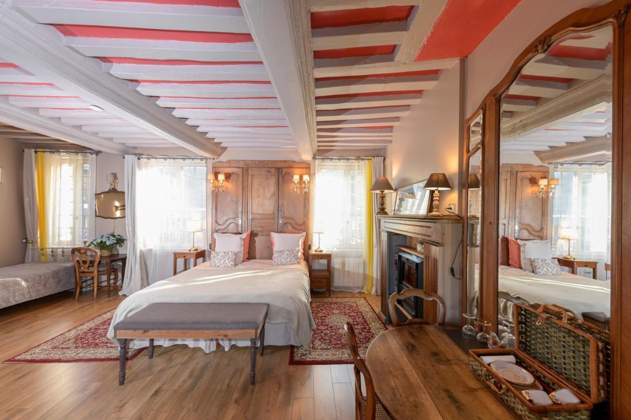 La Maison De Honfleur Luaran gambar